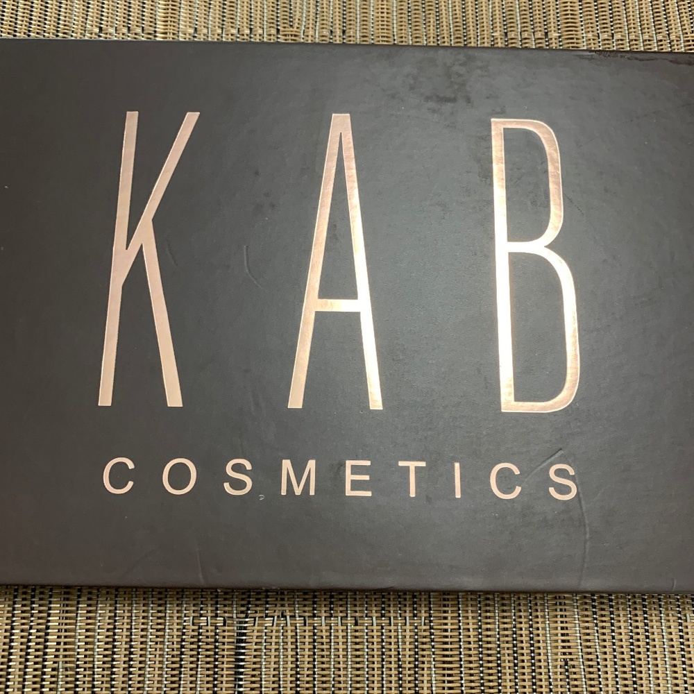 KAB COSMETICS Vol1